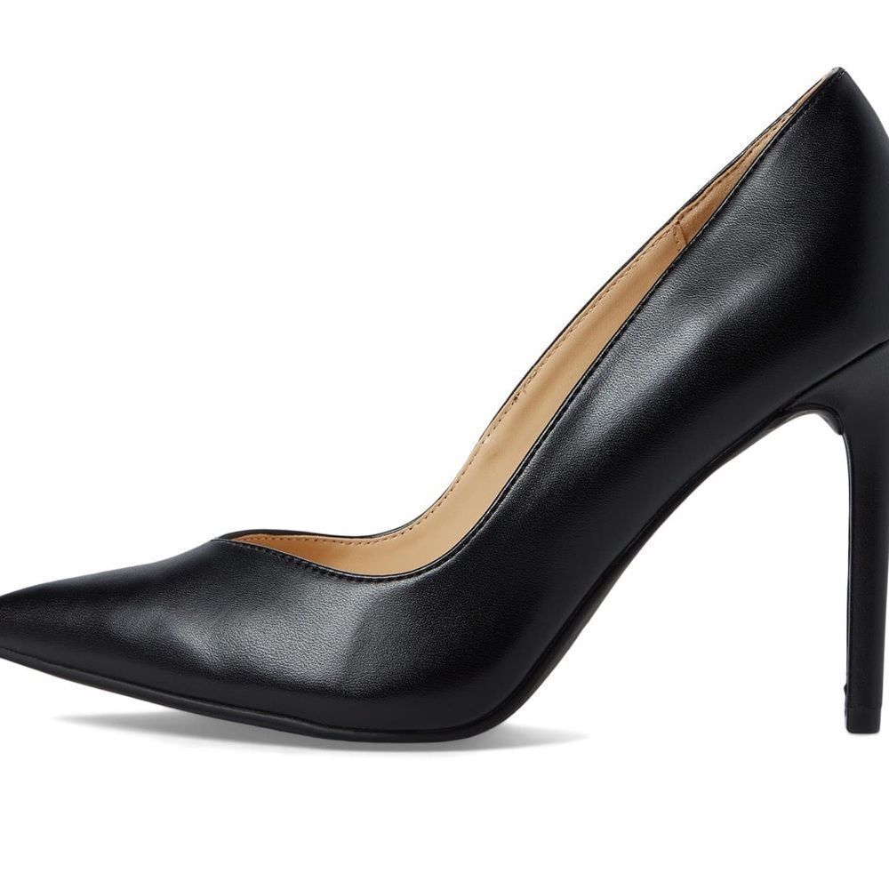 GUESS shoes,Pointed toe. - Picture 3 of 5